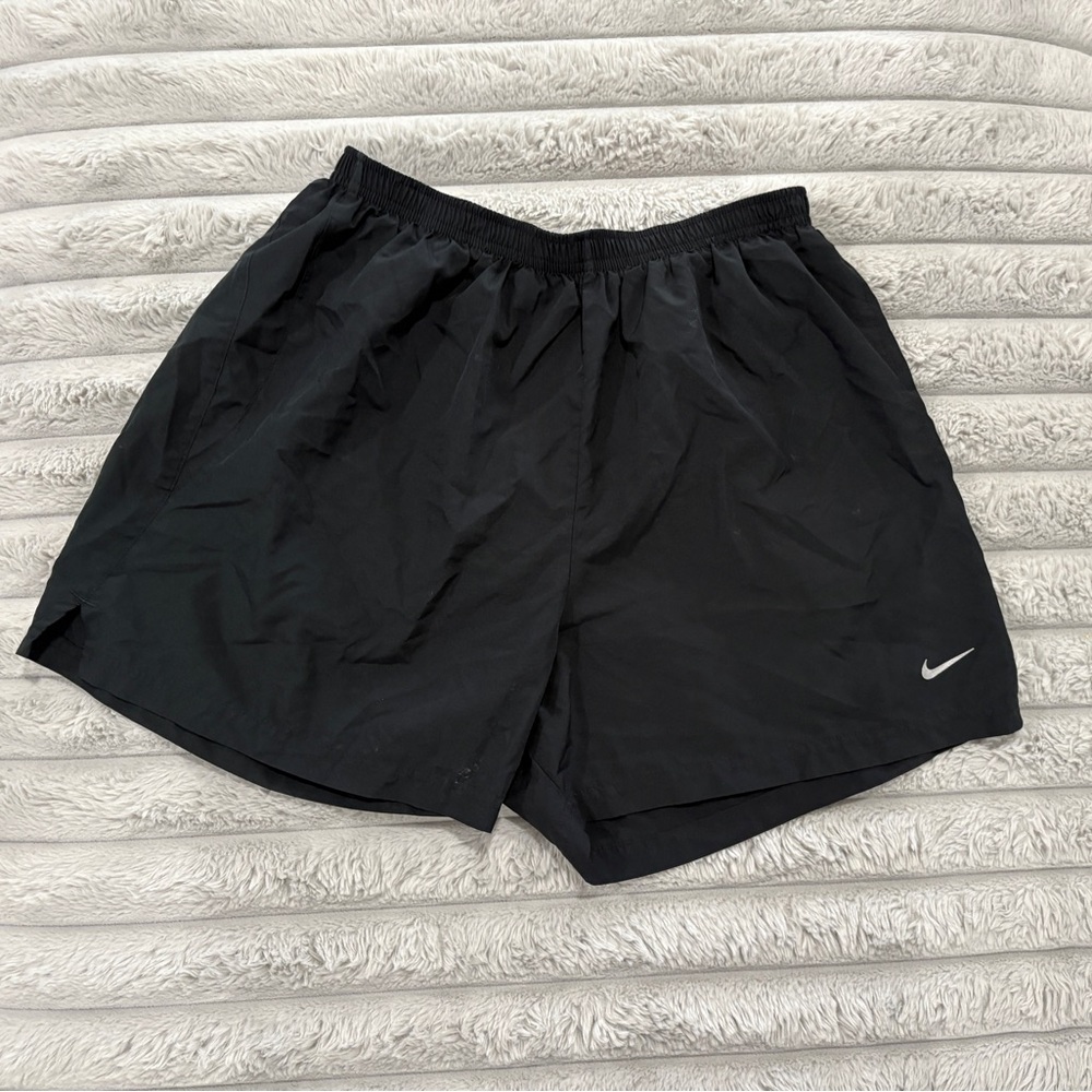 Size Medium Nike Men's Black Athletic Shorts